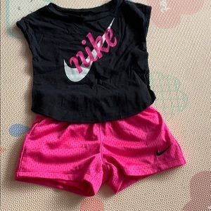Nike infant outfit